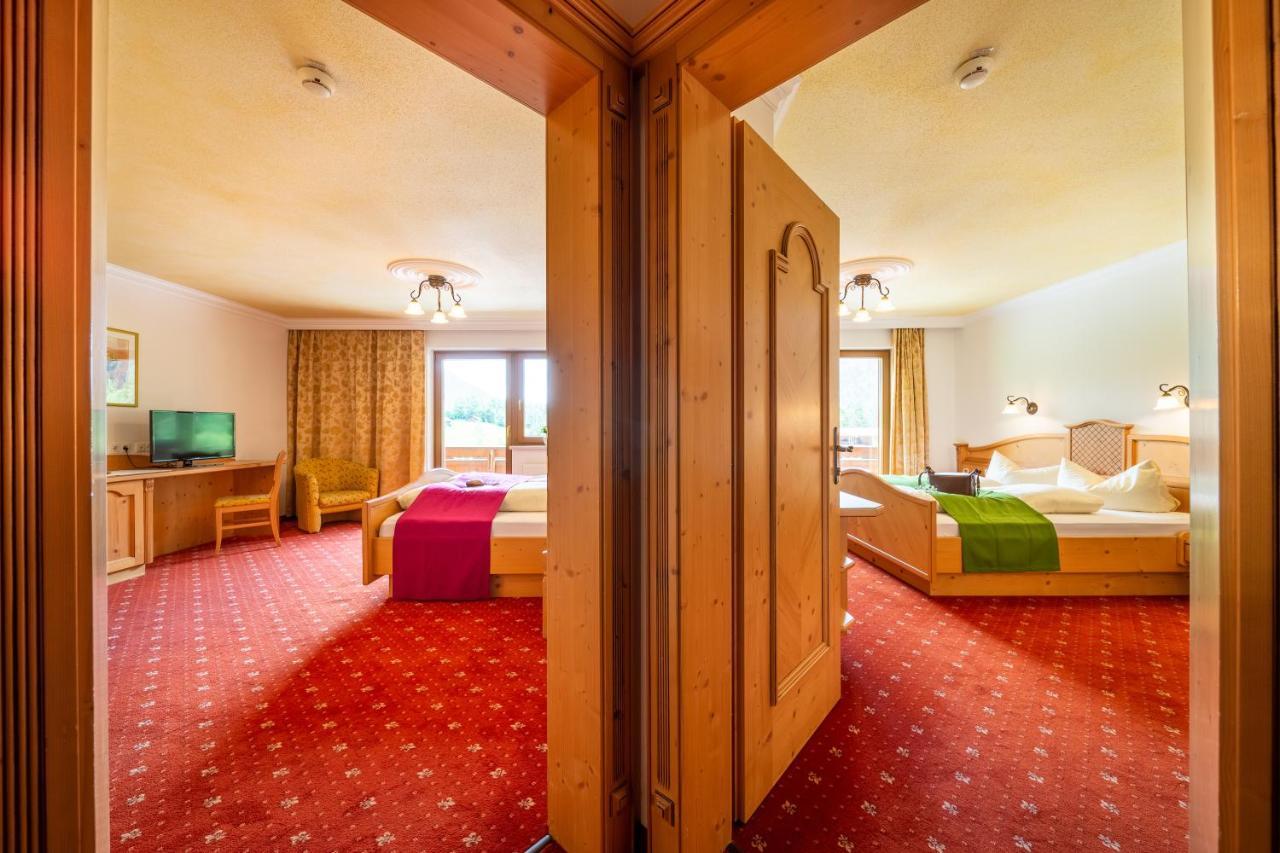 Biohotel Rastbichlhof Neustift im Stubaital Bagian luar foto